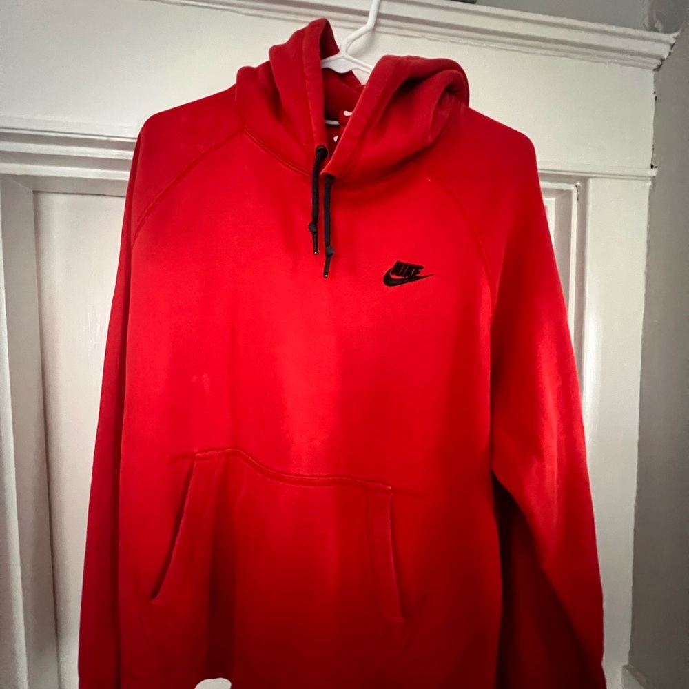 Nike Men's Bold Red Pullover Hoodie